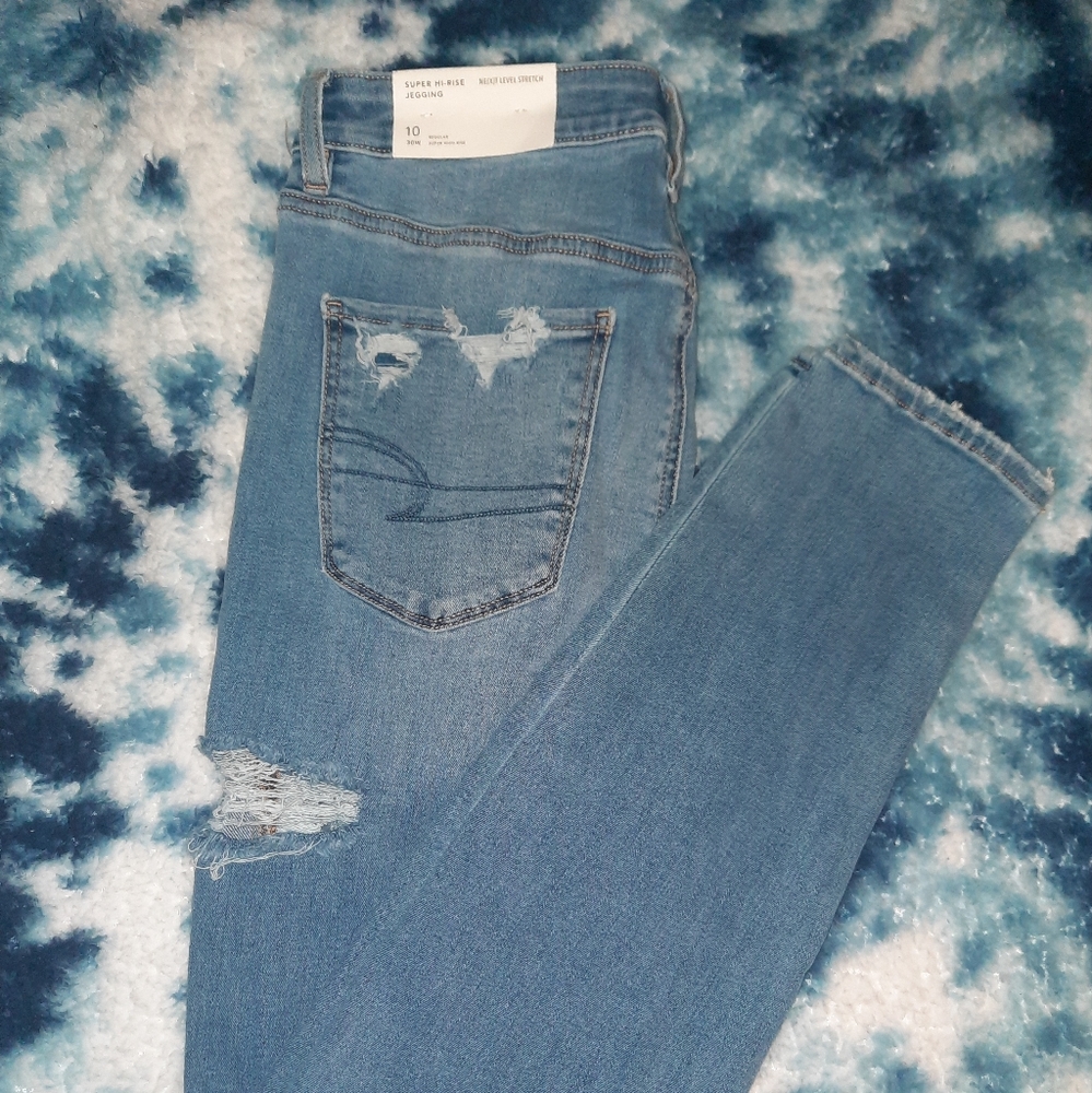 AMERICAN EAGLE SUPER HI-RISE JEGGING NE(X)T LEVEL STRETCH